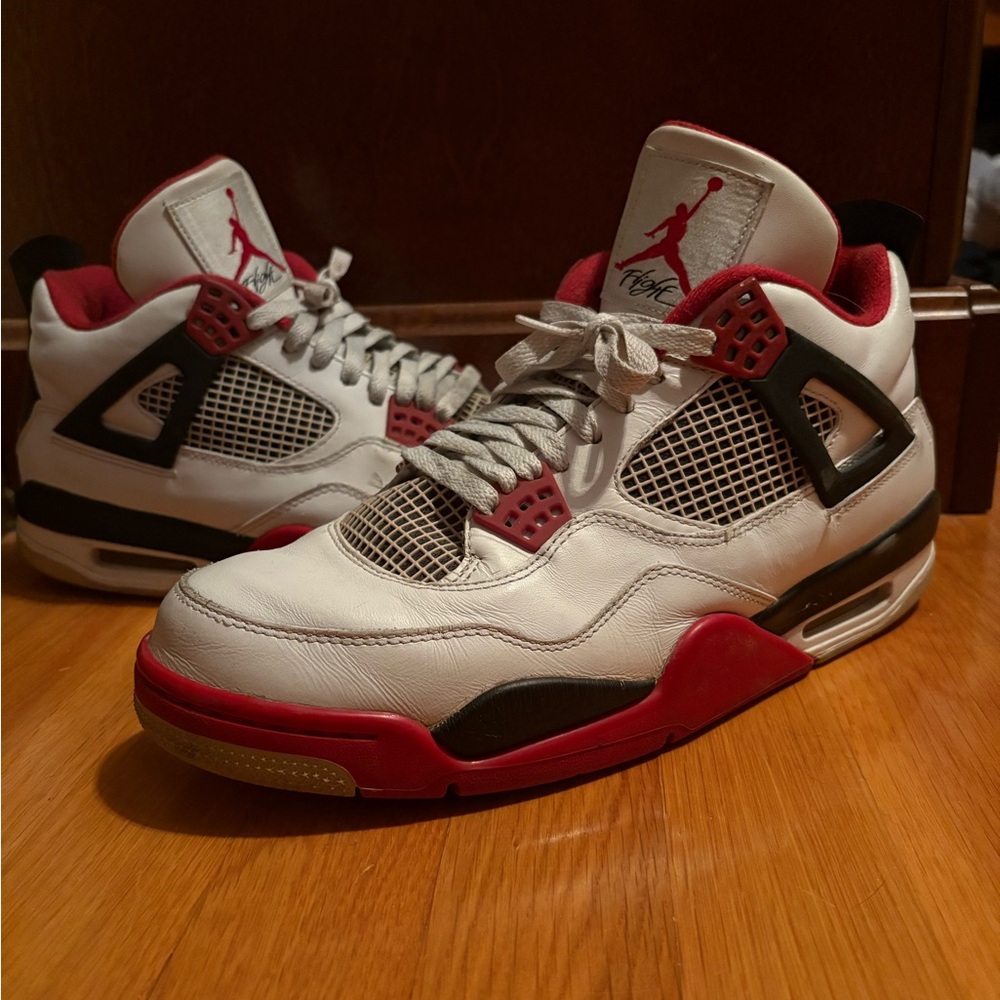 Jordan 4 Retro Fire Red 2012
